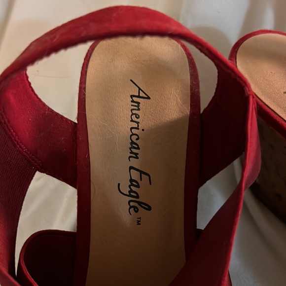 American eagle red wedges size 8 - Picture 2 of 4